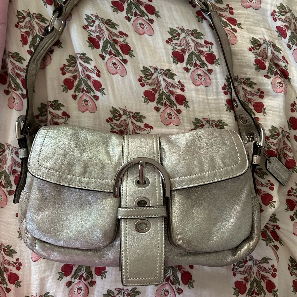 Vintage Coach soho metallic shoulder bag